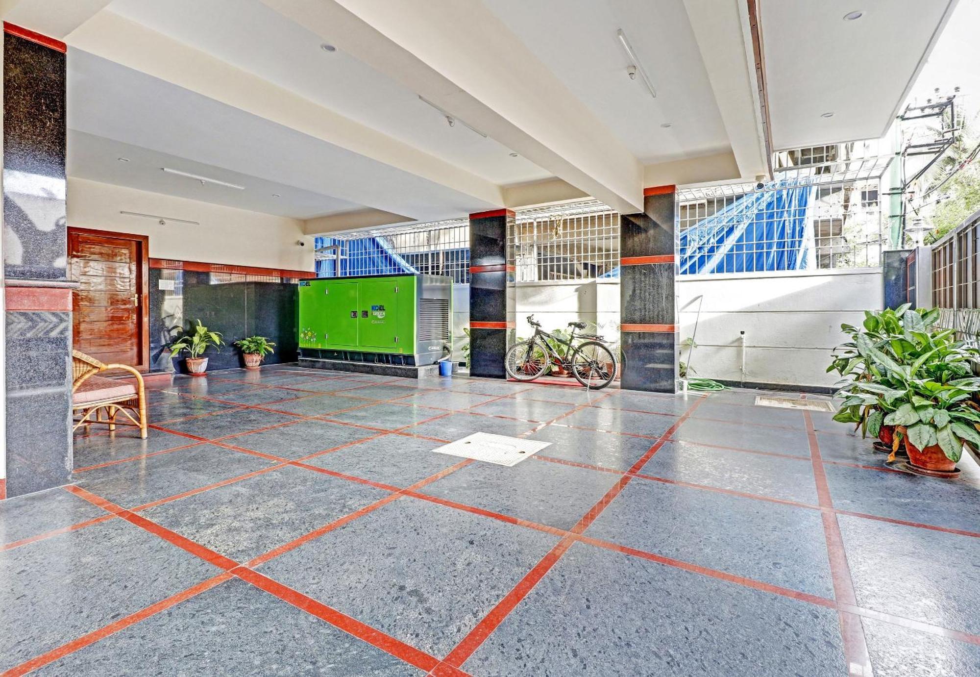 Capital O R R Residency Hotel Bangalore Exterior photo