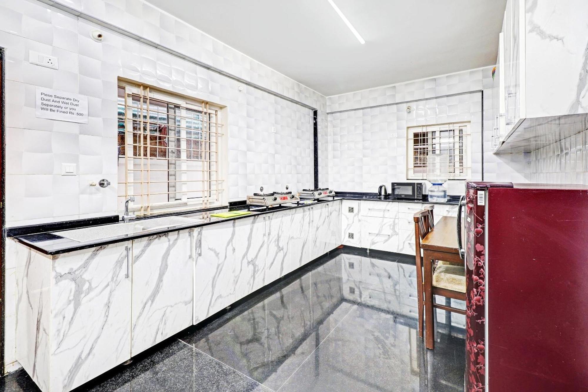 Capital O R R Residency Hotel Bangalore Exterior photo